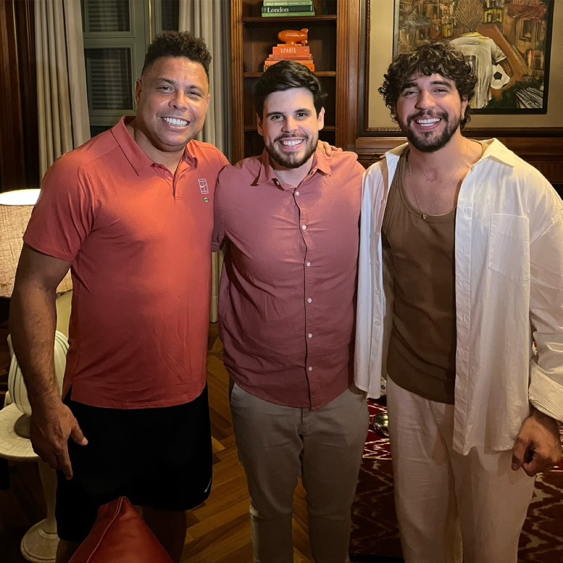 Isaac Araújo com Ronaldo Fenômeno